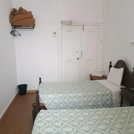 게스트하우스 Pensao Residencial Estrela Do Mondego