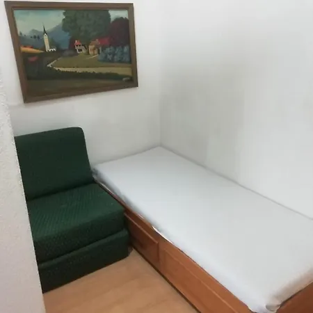 Pensao Residencial Estrela Do Mondego * 리스본