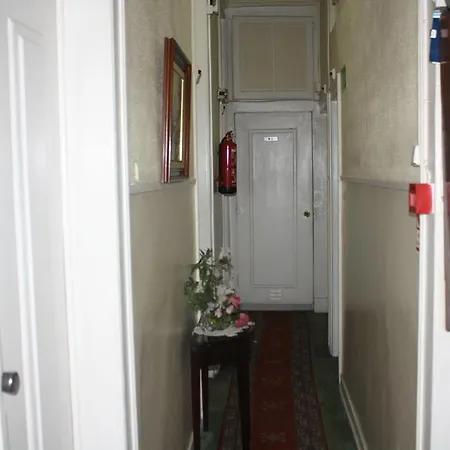 Pensao Residencial Estrela Do Mondego Vendégház