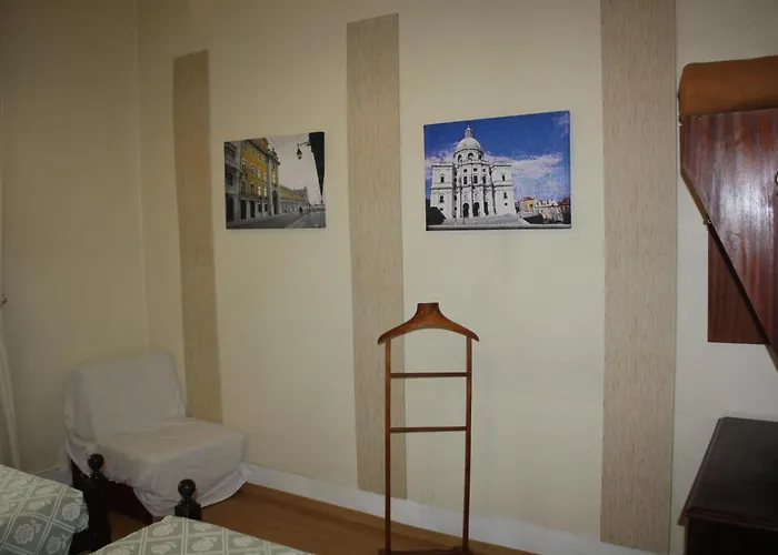 Гостевой дом Pensao Residencial Estrela Do Mondego *